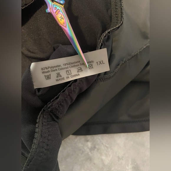 Black Colorblock Short Sleeve Crew Neck Swim Dress Size 1XL Modest Bralette - Picture 6 of 9